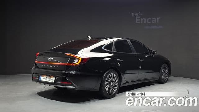 Hyundai Sonata Hybrid (DN8) 2