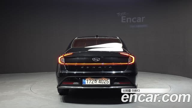Hyundai Sonata Hybrid (DN8) 4