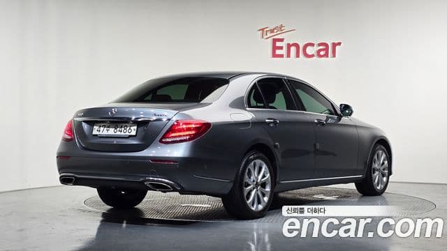 Mercedes-Benz E-Class W213 2