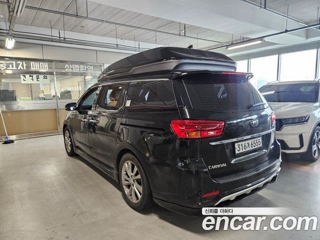 Kia The New Carnival 4