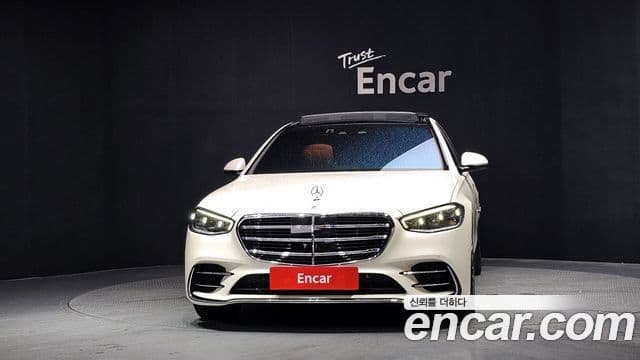 Mercedes-Benz S-Class W223 2