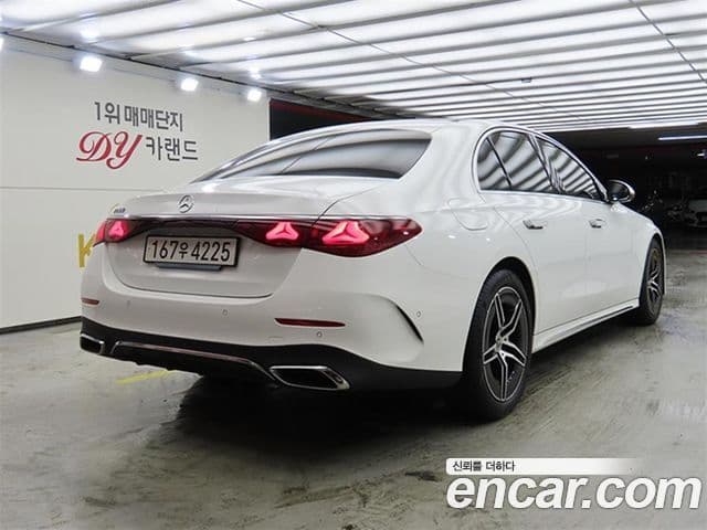 Mercedes-Benz E-Class W214 4