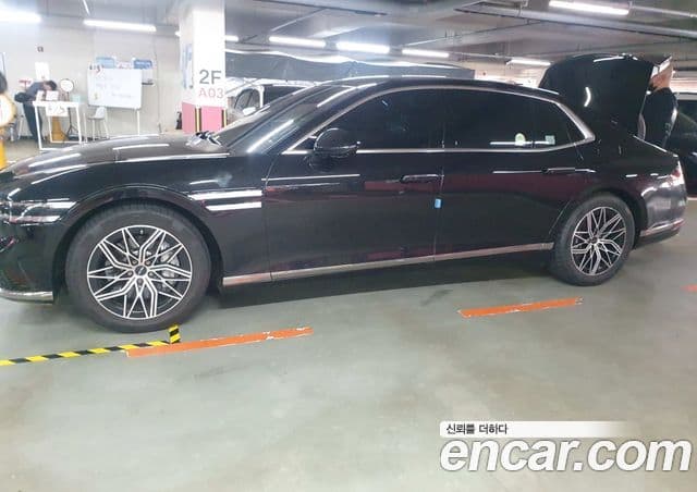 Genesis G90 (RS4) 2