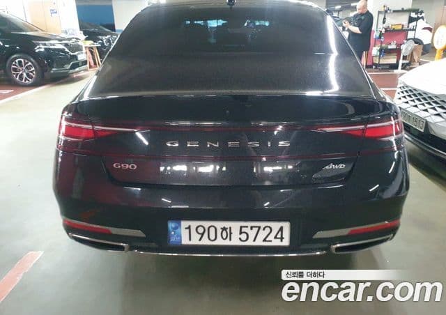 Genesis G90 (RS4) 3