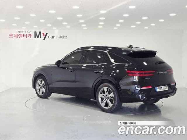 Genesis GV70 3