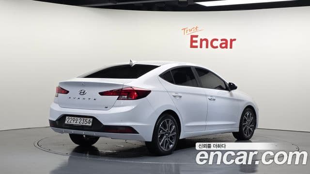 Hyundai The New Avante AD 2