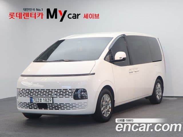 Hyundai Staria 1