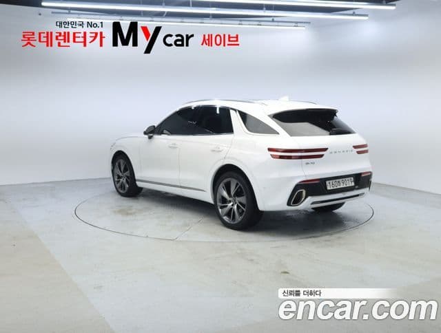 Genesis GV70 3