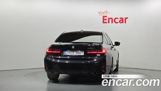 BMW 3 Series (G20) 4