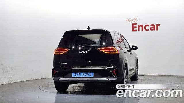 Kia Niro Plus 3