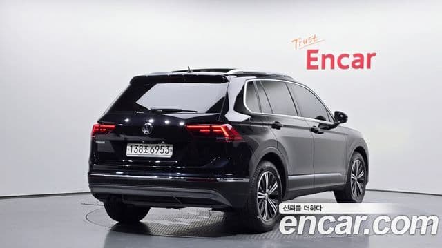 Volkswagen Tiguan 2nd Gen 2