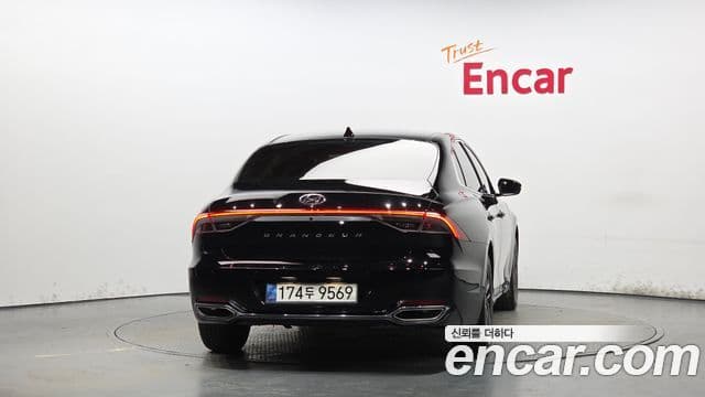 Hyundai The New Grandeur IG 4