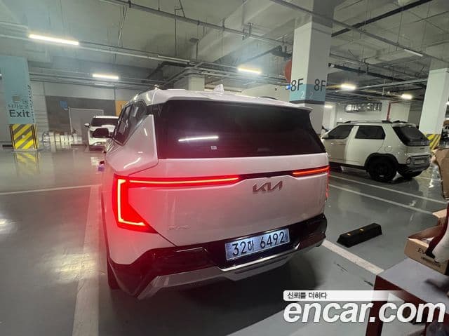 Kia EV5 3