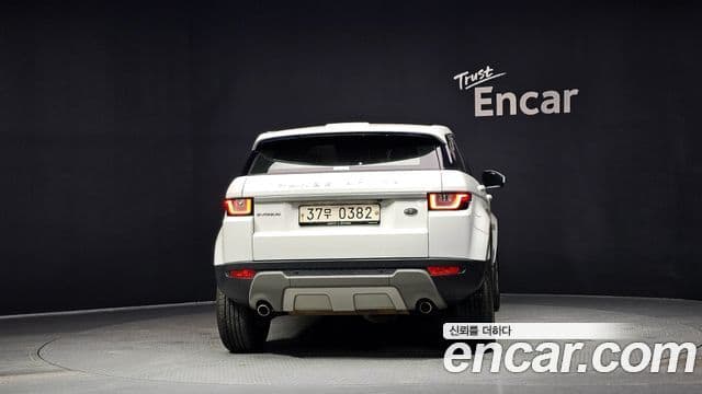 Land Rover Range Rover Evoque 3