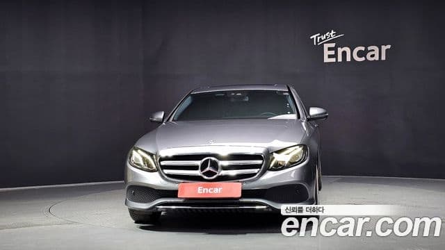 Mercedes-Benz E-Class W213 2