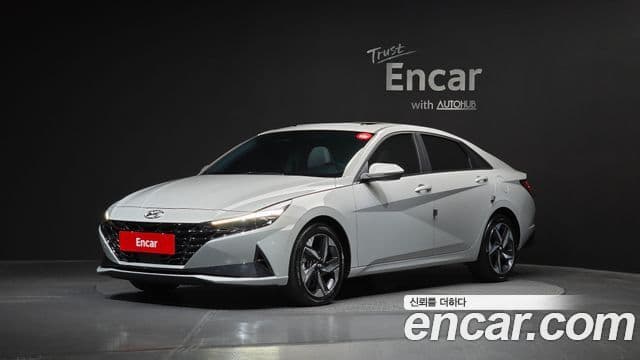 Hyundai Avante (CN7) — 1