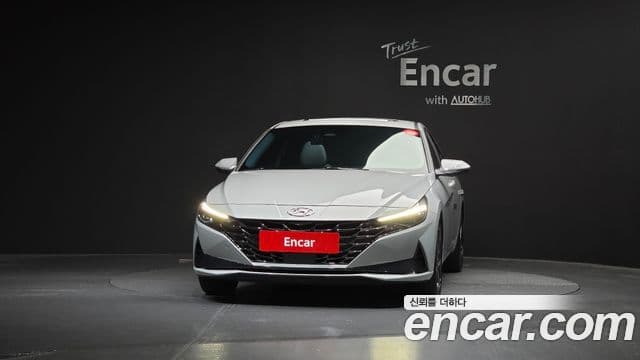 Hyundai Avante (CN7) 2