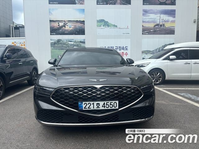 Genesis G90 (RS4) 3