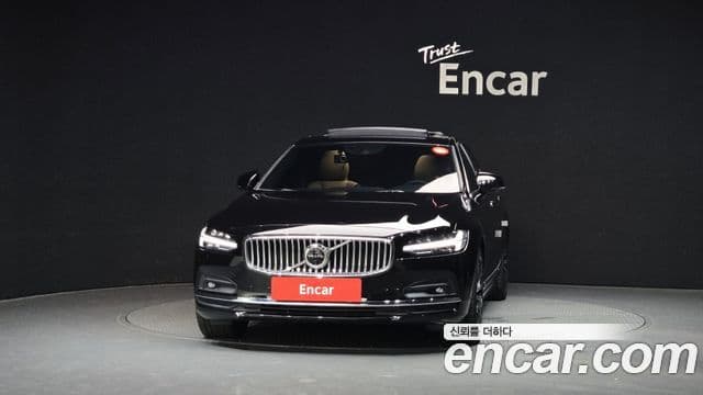 Volvo S90 3