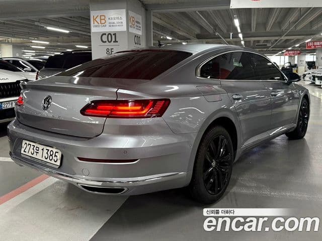 Volkswagen Arteon 3