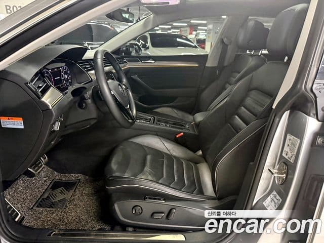 Volkswagen Arteon 4