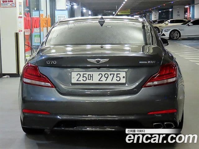 Genesis G70 3