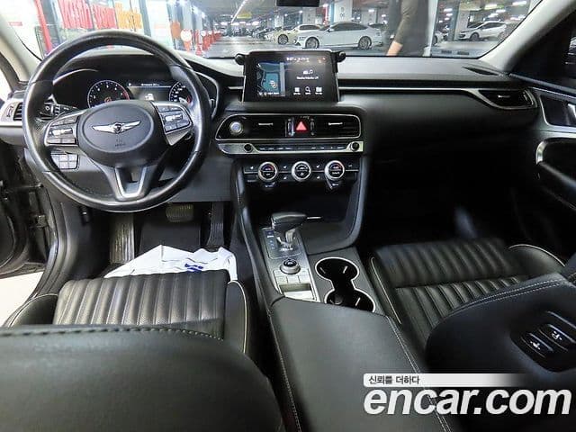 Genesis G70 4