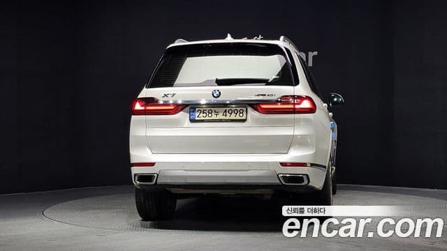 BMW X7 (G07) 4