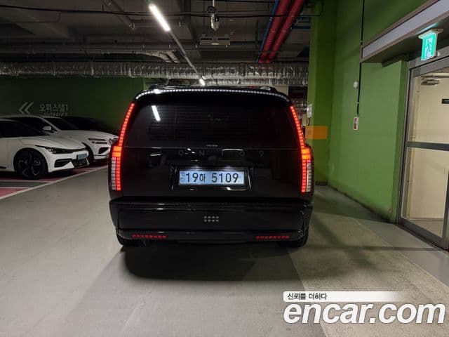 Hyundai Ioniq 9 3