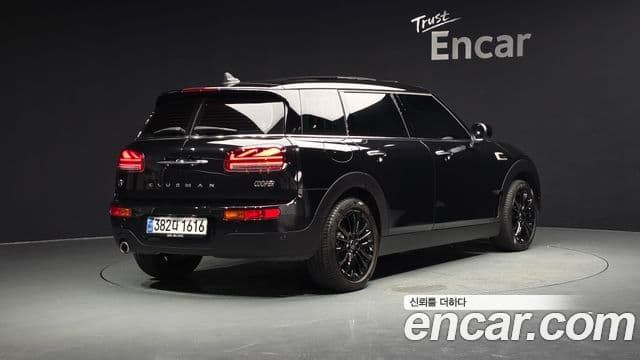 MINI Cooper Clubman 2