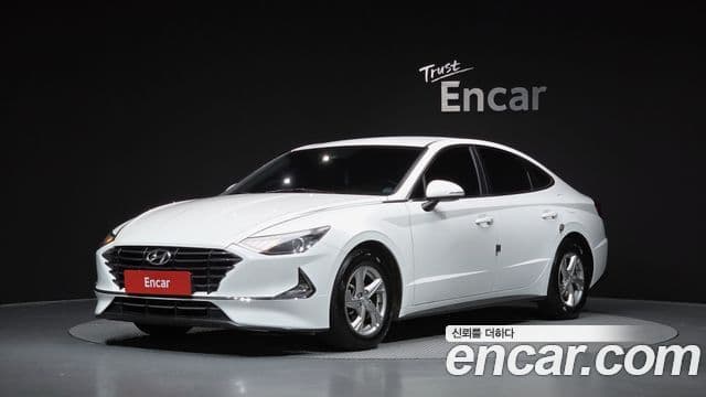Hyundai Sonata (DN8) 1