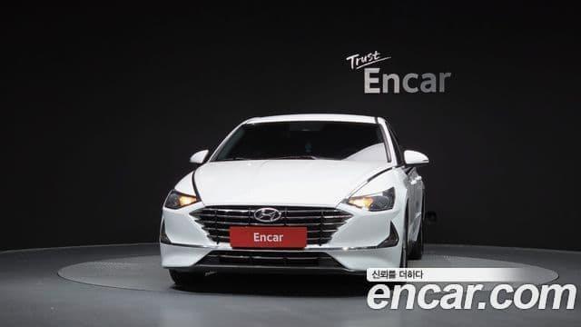 Hyundai Sonata (DN8) 3