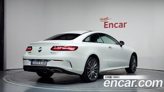 Mercedes-Benz E-Class W213 2
