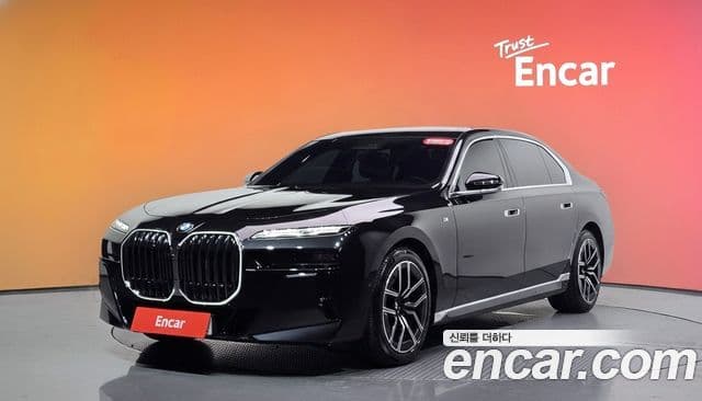 BMW 7 Series (G70) — 1