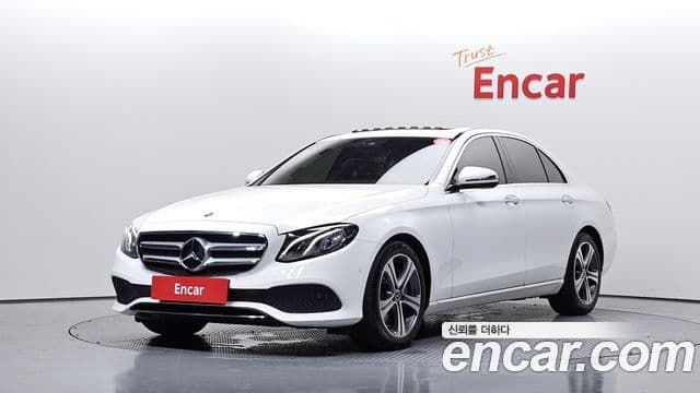 Mercedes-Benz E-Class W213 1