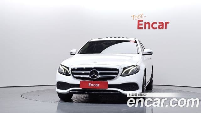 Mercedes-Benz E-Class W213 3