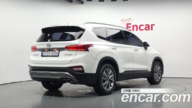Hyundai Santa Fe TM 2