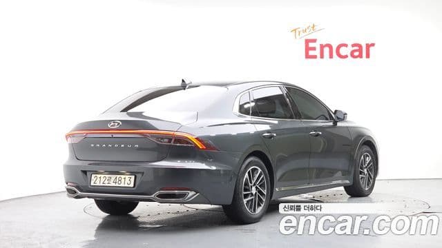 Hyundai The New Grandeur IG 2