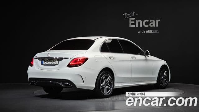 Mercedes-Benz C-Class W205 2