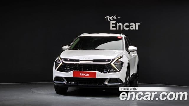 Kia Sportage 5th Gen Hybrid 2