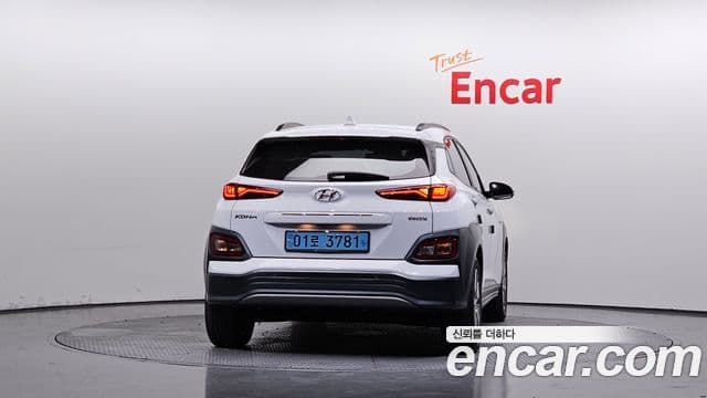 Hyundai Kona Electric 4