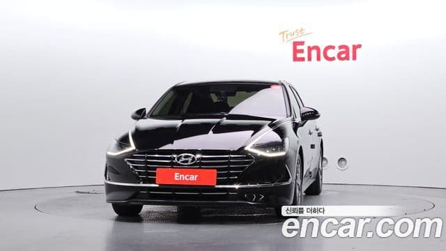 Hyundai Sonata (DN8) 2