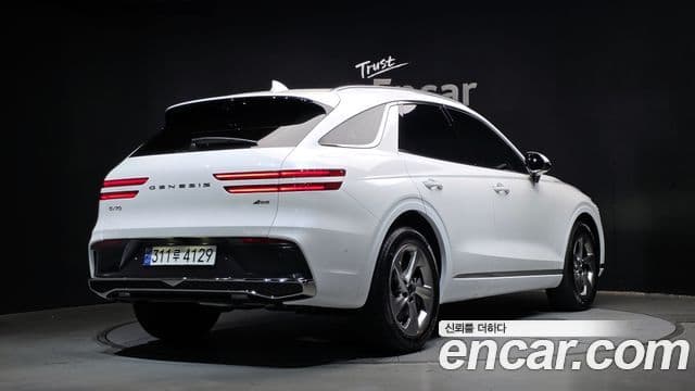 Genesis GV70 2