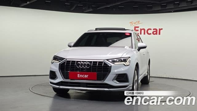 Audi Q3 (F3) 3