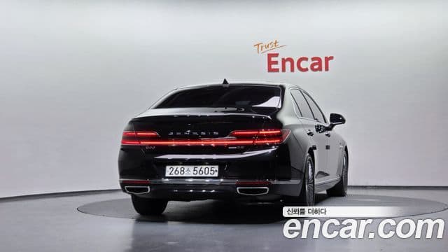 Genesis G90 3