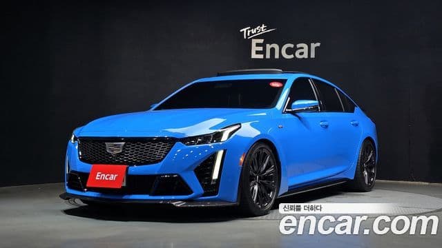 Cadillac CT5-V — 1