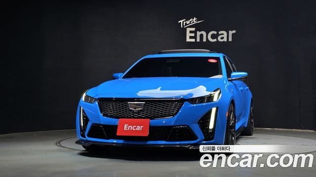 Cadillac CT5-V 2