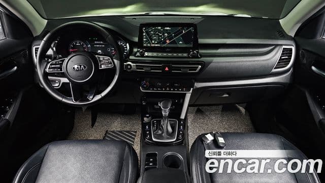 Kia Seltos 4