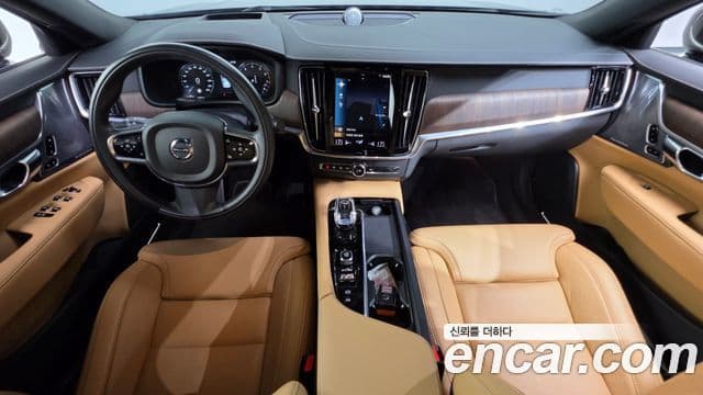 Volvo S90 4