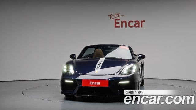 Porsche 718 Boxster 2